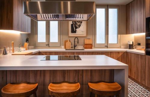 Dreta de l'Eixample Apartamento | Lovely 6 BR Flat in L'Eixample