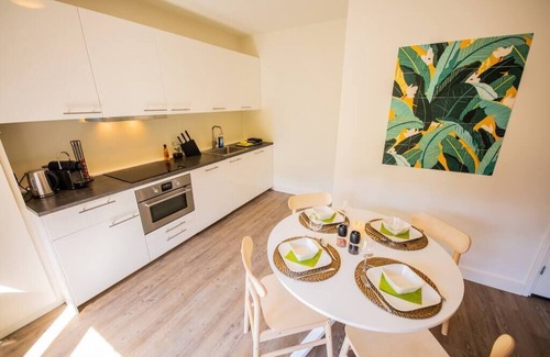 Binnenstad Apartamento | Lovely 65m² Three-Bedroom Apartment (SD-23-N)