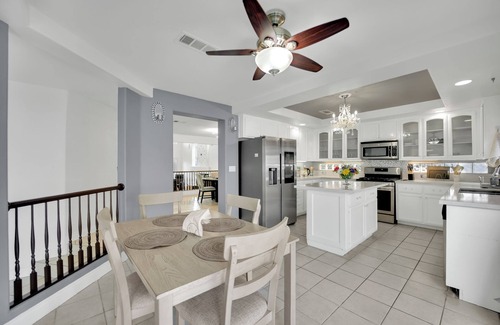 Silverado Ranch Casa | Lovely 6BR house with pool & SPA