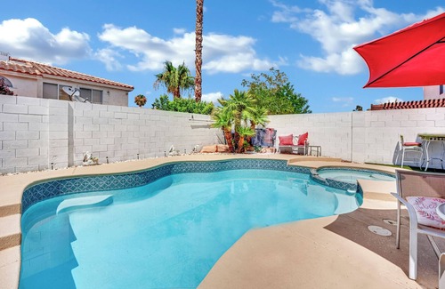 Silverado Ranch Casa | Lovely 6BR house with pool & SPA