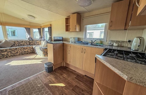 Skegness Casa | Lovely 8 berth caravan at Southview Holiday Park ref 33082F