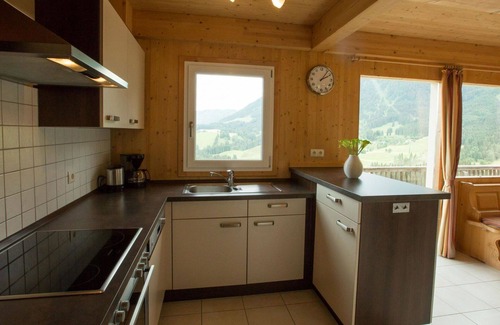 Annaberg-Lungoetz Casa | Precioso apartamento en villa con piscina, WIFI, TV, terraza, mascotas permitida y aparcamiento