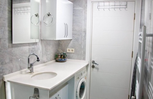 Karsiyaka Apartamento | Lovely and Comfy Flat near Sea in Karsiyaka Izmir