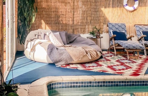 Foster City Casa | Lovely and cozy- Pet & 420 Friendly with heated indoor pool