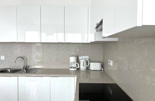 Esentepe Apartamento | Precioso y elegante apartamento con relajantes vistas al jardín.