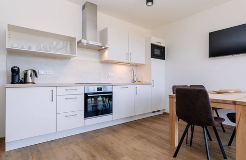 Loucna Pod Klinovcem Apartamento | Acogedor apartamento para 5 personas con WIFI, TV, balcón y aparcamiento