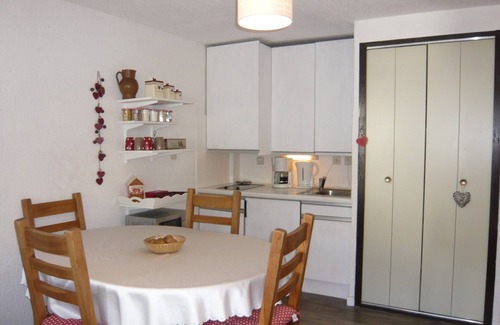 Saint-Lary-Soulan Apartamento | Lovely apartment in village center private park Wifi - great comfort mountain view