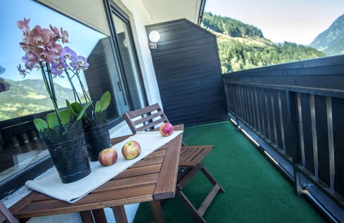 Bad Gastein Apartamento | Acogedor apartamento para 3 personas con WIFI, TV, balcón, mascotas permitida y aparcamiento