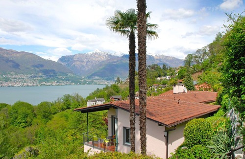 San Nazzaro Apartamento | Apartamento con WIFI, piscina, TV, patio, mascotas permitida, vista panorámica, aparcamiento