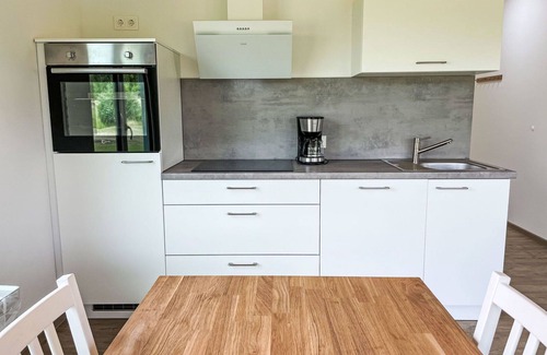 Hechthausen Apartamento | Bonito apartamento con piscina, WIFI, TV, terraza, mascotas permitida y aparcamiento