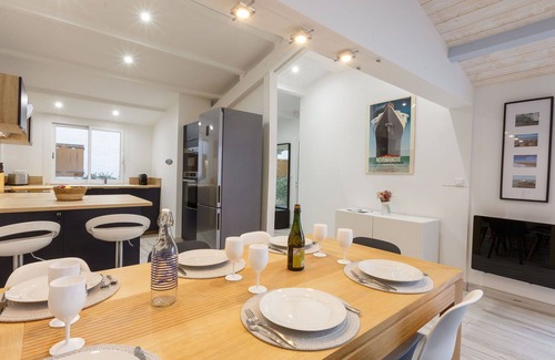 Les Mathes Apartamento | Bonito apartamento para 6 personas con WIFI, TV, terraza y aparcamiento