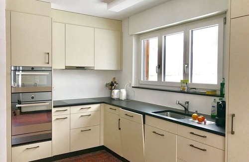 Fiesch Apartamento | Hermoso apartamento para 10 personas con WIFI, balcón y mascotas permitida