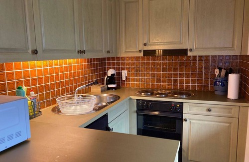 Ruedisbach Apartamento | Acogedor apartamento para 4 personas con WIFI, TV, balcón y mascotas permitida