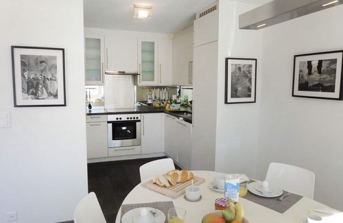 Samedan Apartamento | Bonito apartamento para 4 personas con WIFI, TV, balcón, mascotas permitida y aparcamiento