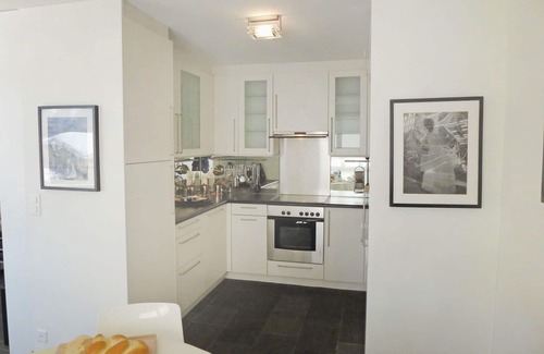 Samedan Apartamento | Bonito apartamento para 4 personas con WIFI, TV, balcón, mascotas permitida y aparcamiento
