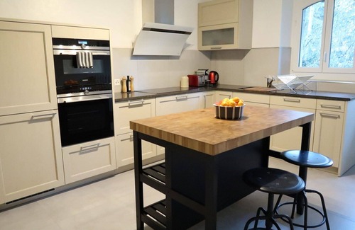 Les Posses-sur-Bex Apartamento | Hermoso apartamento para 4 personas con WIFI, TV, balcón, vista panorámica y aparcamiento
