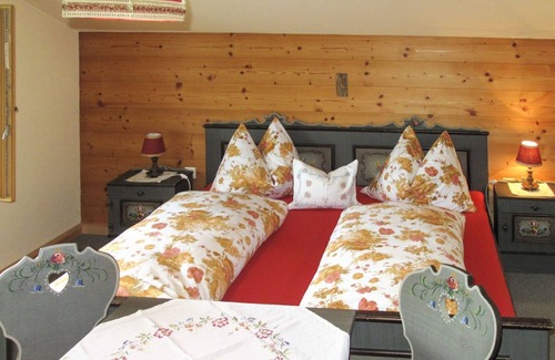 Ried im Zillertal Apartamento | Acogedor apartamento para 6 personas con WIFI, TV, balcón y aparcamiento