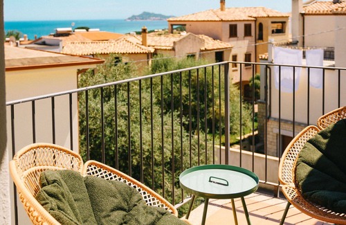 Santa Maria Navarrese Apartamento | Acogedor apartamento para 6 personas con A/C, WIFI, TV, patio, mascotas permitida y aparcamiento