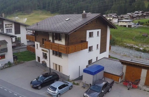 Saas-Balen Apartamento | Hermoso apartamento para 2 personas con WIFI, TV y balcón