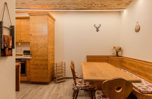 Pinzolo Apartamento | Hermoso apartamento para 6 personas con WIFI, TV y patio
