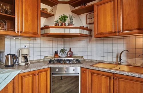 Morosolo Apartamento | Acogedor apartamento para 4 personas con WIFI, TV, balcón y aparcamiento