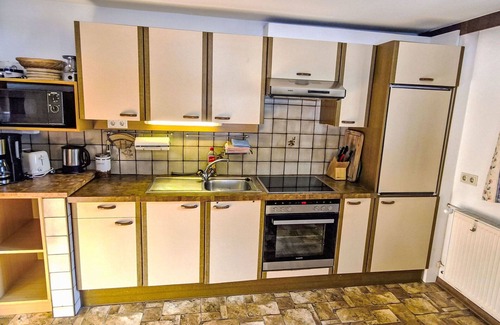 Kaunertal Villa | Acogedor apartamento en villa para 4 personas con WIFI, TV, patio, mascotas permitida y aparcamiento