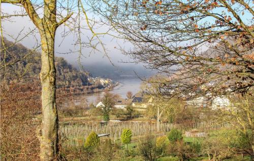 Kurrenberg Apartamento | Lovely Apartment In Burgen With Wifi