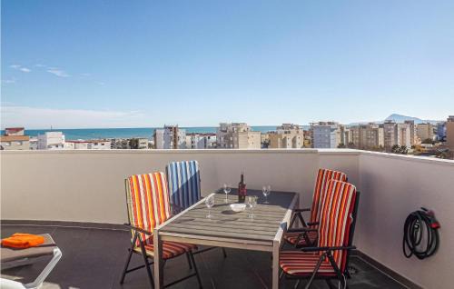 Platja de Piles Apartamento | Lovely Apartment In Piles With Wifi