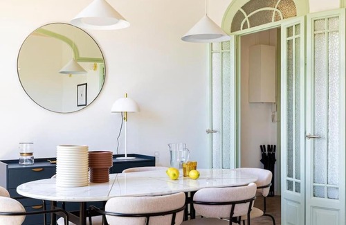 Sants-Montjuic Apartamento | Lovely Apartment in Plaza España - Fira Montjuïc