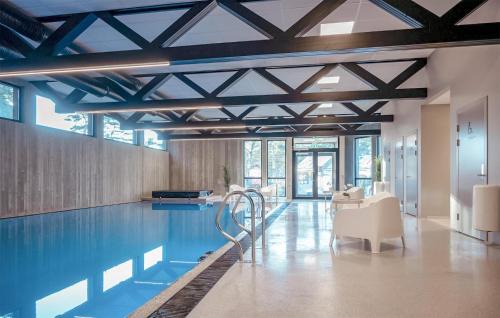 Ny Hellesund Apartamento | Lovely Apartment In Søgne With Sauna