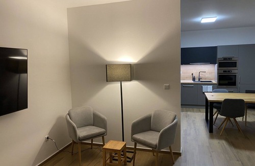 Velke Losiny Villa | Hermoso apartamento en villa para 12 personas con WIFI, TV, terraza y aparcamiento