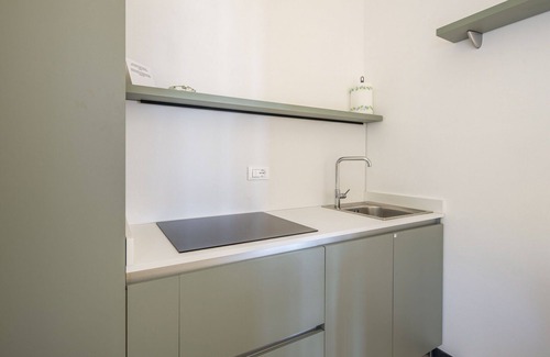 Poggio Favaro-San Bernardo Apartamento | Acogedor apartamento con WIFI, TV, terraza, vista panorámica, aparcamiento, cerca de Génova