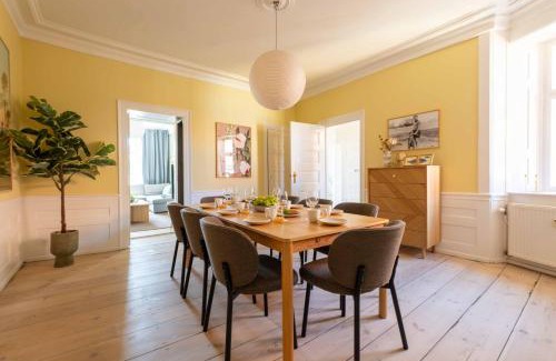 Copenhagen K Apartamento | Lovely Apartment Overlooking King's Garden