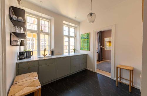 Copenhagen K Apartamento | Lovely Apartment Overlooking King's Garden
