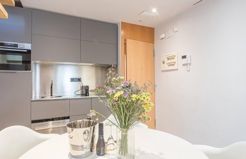Sant Gervasi Apartamento | Encantador apartamento con amplia terraza privada en Sant Gervasi por temporadas