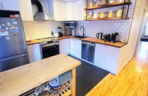 Sainte-Marie Apartamento | Lovely apartment with garden, barbecue - King bed