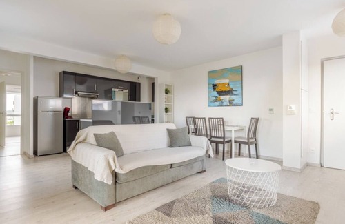 Bassins a Flot Apartamento | lindo apartamento con vista + estacionamiento en el distrito de nuevos chartrons