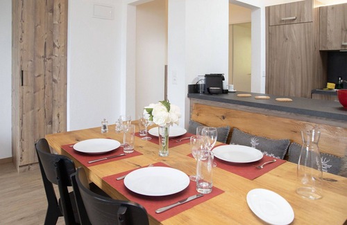 Falera Apartamento | Apartamento con piscina, WIFI, TV, balcón, mascotas permitida, vista panorámica, aparcamiento