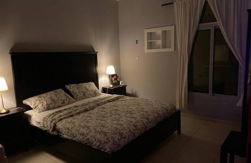 Al Khobar Apartamento | Lovely Apt in khobar 1 bedroom 2 bath 1 livingroom