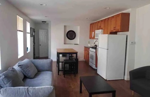 South Philadelphia West Apartamento | Lovely Apt located in South Philadelphia