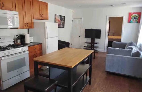 South Philadelphia West Apartamento | Lovely Apt located in South Philadelphia