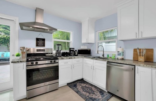 Indian Rocks Beach Casa | Lovely beach house by gorgeous water