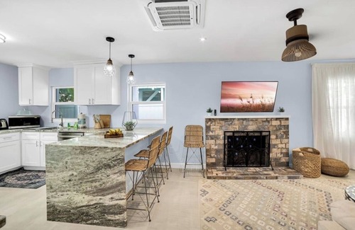 Indian Rocks Beach Casa | Lovely beach house by gorgeous water