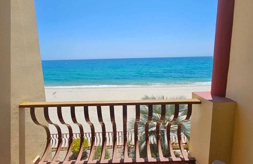 Buenavista Apartamento | Elegantes condominios frente al mar a corta distancia de Los Barriles.
