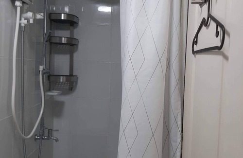 Santa Mesa Condominio | Lovely Brand New 2 bedroom condo - FREE 1 Parking