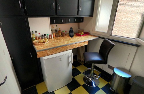 Enfants-Rouges Apartamento | Lovely bright and quiet 2-room apartment, Marais. 5th floor.