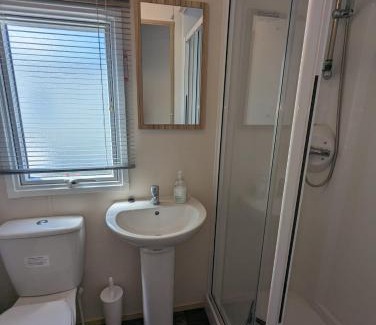 Swanage Complejo | LOVELY BRIGHT MODERN CARAVAN SWANAGE on PEACEFUL AND TRANQUIL HOLIDAY PARK