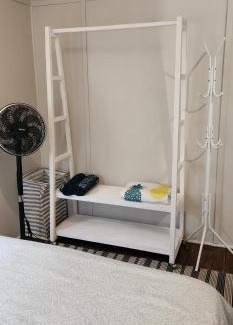 Sunnydale Apartamento | Lovely Cabin with private garden