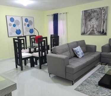 Santa Cruz de Mao Apartamento | Lovely Collado Apartment in Santa Cruz de Mao