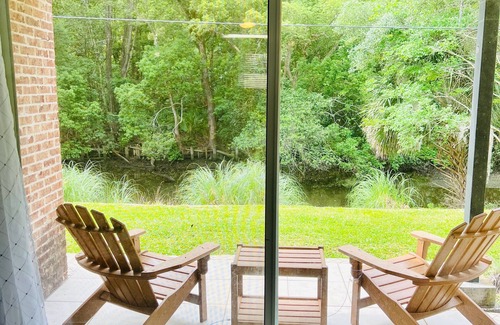 Jacksonville Condominio | LOVELY CONDO!! PEACEFUL CREEK VIEWS!! VERY TRANQUIL & SAFE.